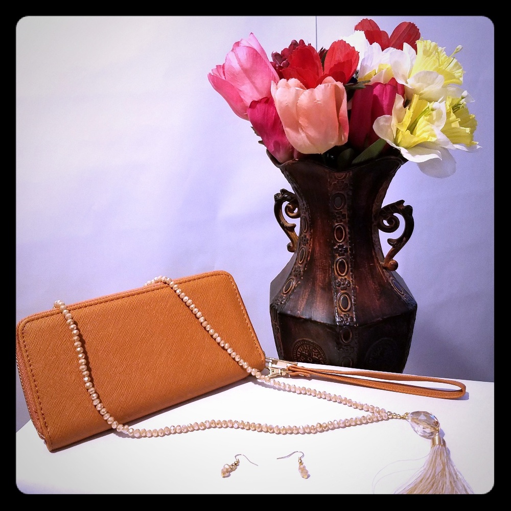 Combo wallet women and necklace and earrings